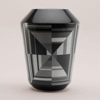 ราคา PRYNWAN แจกันเซรามิก ลาย Geometric ใหญ่ (12605468)