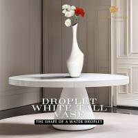 ราคา Droplet White Tall Vase - แจกันสีขาวทรงหยดน้ำ ดีไซน์มินิมอล สูงโปร่ง เรียบหรู เพิ่มมิติให้ทุกมุมห้อง (12618294)