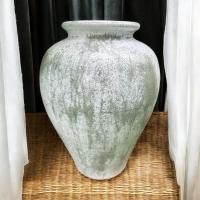 ราคา Lanna Pottery Vase แจกันดินเผาทรงไข่ ขนาด 24 x 33 cm. สีเขียวเข้ม (12478886)