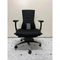 ราคา New Herman Miller Embody x Logitech Gaming Chair Black and Blue Limited Edition Black (10980180)