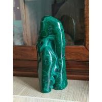 ราคา malik stone : สินค้าตกเเต่งบ้าน : หินมาลาไคต์ ลวดลายและรูปทรงสวย ทรงฟรีฟอร์ม เหมือนภูเขา วางโชว์แนวตั้งได้ ก้อนขัดเงาทั้งชิ้น (12490330)