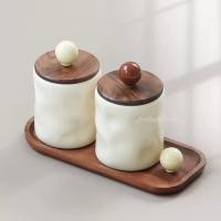 ราคา Loadingofficial-เซ็ตคู่ขวดโหลใส่สำลี / คัตเติ้ลบัตพร้อมฝาปิดป้องกันไร้ฝุ่น พร้อมถาดวาง เซ็ตที่ 2 สีครีม (12727306)