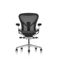 ราคา Herman Miller - Aeron Chair - Black Graphite Aluminium Size C (12728661)