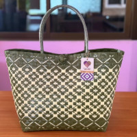 ราคา ลำดวนตะกร้าสาน กระเป๋าเส้นสานพลาสติก ใหญ่ (12730186)