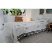 ราคา TiwaHandmade ผ้าปูโต๊ะ ผ้าฝ้ายสีขาวนวล ปักดอกไม้+ถักโครเชต์รอบผืน งานHandmade เหลี่ยม150x250cm (12730221)