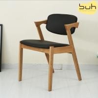 ราคา SUH เก้าอี้ รุ่น Typez ไม้โอ๊คแท้ เบาะหนัง ไม้โอ๊คและเบาะหนัง PU minimal สีไม้โอ๊ค (10213431)