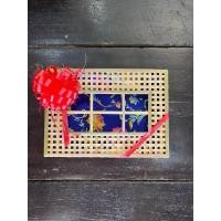 ราคา บ้านรักษ์สาน ชุดของขวัญวันแม่ กล่องของขวัญวันพ่อ งานเกษียณ ของรับใหว้ ชุดผ้าถุง ผ้าขาวม้า ผ้าโสร่ง ชุดผ้าถุง (12738414)