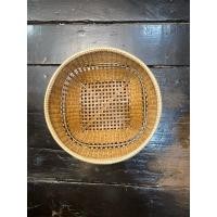 ราคา บ้านรักษ์สาน กระจาด ตะกร้า งานสานแบบระเอียด แต่งขอบแต่งลายด้วยหวายแท้ มีทรงกลม และ ทรงรี ทรงกลม 15 นิ้ว (12738073)