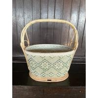 ราคา บ้านรักษ์สาน ตะกร้า ใส่ของทำบุญ หวายแท้ทั้งใบ สานยกดอกลายพิเศษ สานแบบละเอียดพิเศษ M/5 (12738052)
