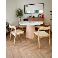 ราคา VENEER ASH TABLE + POPIE CHAIR ชุดโต๊ะอาหารไม้ยางพารา โต๊ะหมุน โต๊ะกลมสไตล์มินิมอล luxury โต๊ะกินข้าว 4-6 ที่นั่ง CH08 เบาะสีขาว 6 ตัว 120cm ท็อปไม้สี (12750662)