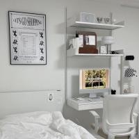 ราคา Morningdewhomey.bkk ชั้นวางของติดผนัง ชั้นวางของอเนกประสงค์ ชั้นวางพร้อมโต๊ะทำงาน ดีไซน์มินิมอล สำหรับแต่งบ้าน 10 (12752912)