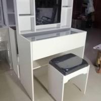 ราคา Hawa 90 Furniture โต๊ะเครื่องแป้งเกาหลีเกาหลี รุ่น140 42*84*140 โต๊ะ+เก้าอี้สตูล,แบบประกอบแล้ว (10753800)