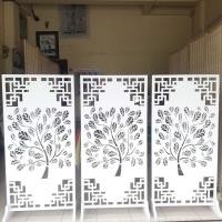 ราคา isteindecorฉากกั้นห้องลายฉลุ 60x120Cm.หนา10มิล มีขาตั้งให้รหัสB-101 (12519334)