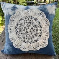 ราคา TiwaHandmade หมอนอิง แต่งบ้าน แต่งห้อง งานHandmade มีหลายลายให้เลือก ผ้ามัดย้อมปะงานถัก,ปลอก+ไส้ใน (12760680)