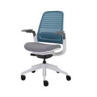 ราคา Modernform Steelcase เก้าอี้ Ergonomic รุ่น Series 1 โครงขาว พนักพิงกลาง ฟ้าเข้ม (12800300)