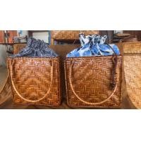 ราคา กลุ่มจักสานไม้ไผ่ หวาย กระเป๋าสานสานทรงสี่เหลี่ยม แบบที่ 1 (12763826)