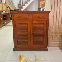 ราคา PF_Phrae | ตู้รองเท้าไม้สัก สไตล์คลาสสิค ขนาด80x45x90ซม. สีเนื้อไม้ (12813280)