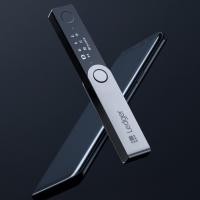 ราคา Ledger Nano X Bitcoin Crypto Wallet Black and Silver (10300291)