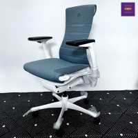 ราคา New Herman Miller Embody X Logitech Gaming Chair Galaxy Limited Edition Galaxy (11028046)