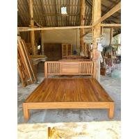 ราคา PF_Phrae | เตียงไม้สัก ขนาด6ฟุต หัวเตียงเต้ากลาง ซี่ข้างตรง สีเนื้อไม้ (12838447)