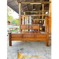 ราคา PF_Phrae | เตียงไม้สักแห้ง (ไม้สักเก่า) ขาโปร่ง ลายสก็อต ขนาด5ฟุต / ขนาด6ฟุต เตียงไม้สัก 6ฟุต สีเนื้อไม้ (12838649)