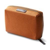 ราคา กระเป๋า Tech Kit Compact สี Bronze จากแบรนด์ BELLROY (15056070541683)