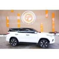 ราคา 2017 Toyota FORTUNER 2.8 TRD Sportivo SUV - อุตรดิตถ์ (รถมือสอง) (18257410)