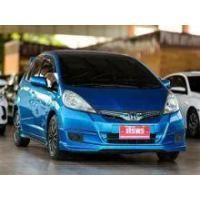 ราคา 2013 Honda JAZZ 1.3 Hybrid Hatchback - เชียงใหม่ (รถมือสอง) (18266805)