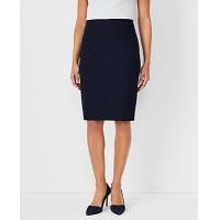 ราคา Ann Taylor The Petite Seamed Pencil Skirt in Seasonless Stretch - Perfect Navy (4215625605778)