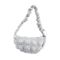 ราคา St.Andrews กระเป๋าสะพาย cross body คอลเลคชั่น Soft bag รุ่น SSH2003 - สีเงิน (SSH2003C47GYM)