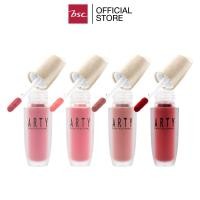 ราคา ARTY PROFESSIONAL MATTE LIP CLAY อาร์ทตี้ โปรเฟสชั่นแนล แมท ลิป เคลย์ ลิปแมทเนื้อเคลย์ สัมผัสแบบกำมะหยี่เนียนนุ่ม เบาสบาย เม็ดสีสดชัด ติดทนนาน (PBTGMCNNPPHH124)