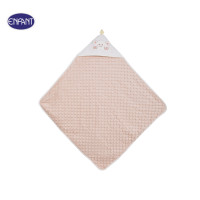 ราคา ENFANT (อองฟองต์) ผ้าห่อตัวบุใยปุ่มดอทมิ้ง ช่วยกันสะดุ้ง น้องหมี ผ้าคอตตอน 100% สีครีม ขนาด 30x30 นิ้ว (EWNBC10SCR04Y)