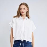 ราคา ELLE เสื้อเชิ๊ตสตรีผ้า COTTON แขนเกย ปลายแขนพับเบิ้ล ทรงCROP ชายเสื้อสอดเชือกผูกเอว ปักโลโก้ ELLE รุ่น W3B220 (W3B220C2301PSBL)