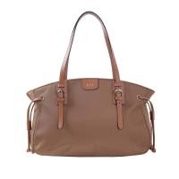 ราคา ELLE TOTE BAG ( LARGE ) กระเป๋าสะพาย ผ้าไนลอน Trim หนังแท้ 100% รุ่น MILITATY มี 2 สี WEH7424W25 (WEH7424W25NBRX1)