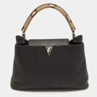 ราคา Louis Vuitton Black Taurillon Leather Capucines MM Bag (772778)