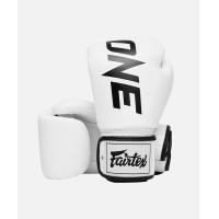 ราคา ONE Championship ONE x Fairtex Boxing Gloves (White) ("5186478145581")