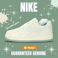 ราคา จัดส่งฟรี Nike Air Force 1 07 Low QS Sail Matcha Reflection Mini Swoosh ME0112 555 องเท้าผ้าใบ รองเท้าวิ่ง nike (23673472192)