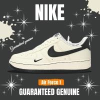 ราคา จัดส่งฟรี Nike Air Force 1 07 Low QS Sail Black Reflection Mini Swoosh ME0112 511 องเท้าผ้าใบ รองเท้าวิ่ง nike (19990828390)