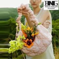 ราคา BNG soft bag กระเป๋าสะพายข้าง สไตล์ Carlyn Cos cozy โฮโบ ผู้หญิง ก้อนเมฆ สไตล์เกาหลี F0172 (24017143420)