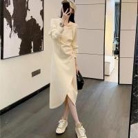 ราคา เดรสยาว แฟชั่นที่มีเสน่ห์ ชุดเดรสแขนยาว มีฮู้ด ทรงหลวม สีพื้น สําหรับผู้หญิง (25700097353)