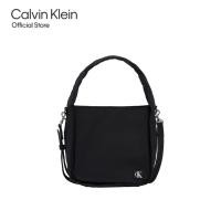 ราคา CALVIN KLEIN กระเป๋าสะพายข้างผู้หญิง Block Nylon Bucket Bag รุ่น DH3532 001 สีดำ (18196421764)