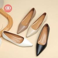 ราคา พร้อมส่ง 1260 รองเท้าหนังหัวแหลม ส้นเตี้ยทรงสี่เหลี่ยม (23742721124)