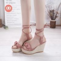 ราคา 925 รองเท้าส้นตึกส้นเตารีด ผ้ากำมะหยี่ มีโบว์หน้า เชือกพันขา น่ารักมากๆๆ ใส่สวย (18739824067)