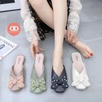 ราคา ใหม่ล่าสุด ยางนิ่ม ใส่สบาย 1583 รองเท้าเปิดส้น แต่งอะไหล่ รองเท้าแตะยาง หุ้มหน้าเท้า แบบหน้าตัด (11228212531)