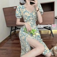 ราคา 2142 ชุดเดรสผ่าข้าง ลายดอกไม้น่ารัก ยาวลคุมเข่า (10122554050)