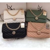 ราคา กระเป๋า LYN มาม่อน ขนาด 10 นิ้ว สายสะพาย สายโซ่ปรับสายได้ อุปกรณ์ ป้ายราคา ถุงผ้า อะไหล่ป้ายเหล็กด้านหน้ากระเป๋า (9989757422)