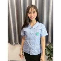 ราคา เสื้อกาวน์สาธารณสุข ริ้วฟ้าอนามัย รุ่นกานดาคอบัว (26450355540)