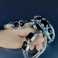 ราคา เลสข้อมือ กำไลเงินหัวนิล เหลี่ยมคม ดีไซด์โดดเด่น เงาวับ (8200808299)