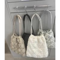 ราคา พรี Carlyn Twee Soft (23181215405)