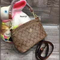 ราคา กระเป๋าสะพาย COACH สามซิป 3 ช่อง กระเป๋าถือ crossbody โค้ช (11313632758)